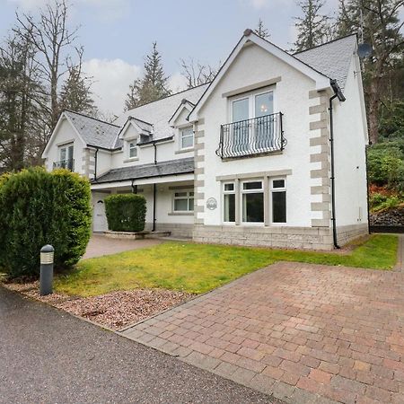 4 River Court Invergarry Exterior photo